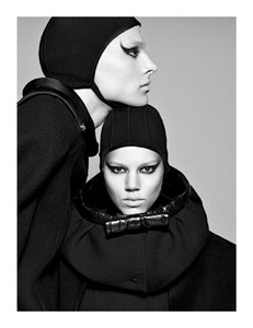 img-androgyny-8_111746122253-770x1000.thumb.jpg.e391bef69ae5e68179144e09dc102798.jpg