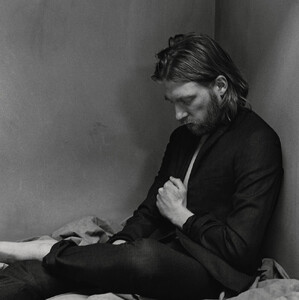 img-domhnall-gleeson_132416653757-999x1000.thumb.jpg.12c6d7cbfd881df05a06ef637dbae95d.jpg