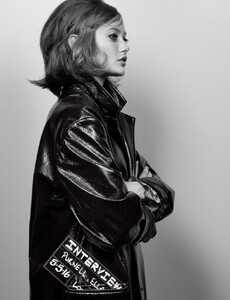 img-ella-purnell_202855719611-769x1000.thumb.jpg.f388b026d45b5f9fc36f835e88bf5867.jpg