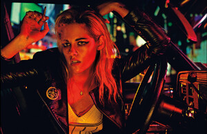 img-kristen-stewart_153253186644-1000x647.thumb.jpg.7ab5ee2d3c08582bcb875c3615f4bf4c.jpg