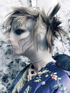 img-maison-martin-margiela-9_133444496438-751x1000.thumb.jpg.de0f6d08e0caaa2a605556b7b6671b96.jpg