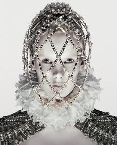 img-mcqueen_175243853571-807x1000.thumb.jpg.584348a0faa72499905aaa9eddf11ad1.jpg