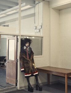 img-prep-goth_204313905322-768x1000.thumb.jpg.43aa95e64199b3bc659e0bd5fe3e5b0a.jpg