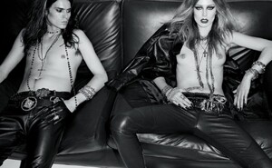 img-skins-10_163155751352-1000x619.thumb.jpg.532af8c8bdb99a73462cb752d5487687.jpg