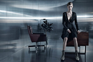 img-uniform-severe-elegant_131757403914-1000x667.thumb.jpg.f8b27f0a50fd5125ddd615b6be8ab15f.jpg