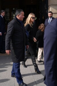 kate-moss-out-in-paris-02-28-2024-1.jpg