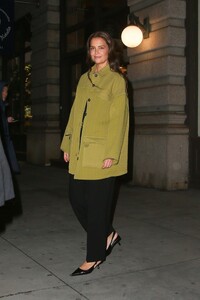 katie-holmes-in-a-long-olive-green-jacket-black-pants-and-black-heels-03-20-2024-5.jpg