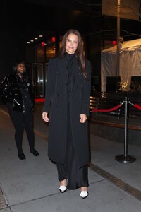 katie-holmes-in-black-attire-in-new-york-03-04-2024-2.jpg