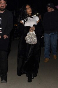 kim-kardashian-departs-from-kanye-west-s-electrifying-vultures-2-performance-at-sofi-stadium-in-los-angeles-03-14-2024-3.jpg