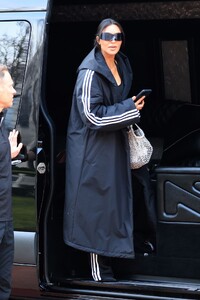 kim-kardashian-in-adidas-attire-in-thousand-oaks-02-16-2024-6.jpg