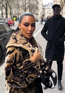 kim-kardashian-in-long-fur-jacket-at-costes-restaurant-in-paris-03-03-2024-0.jpg