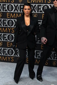 kourtney-kardashian-at-primetime-emmy-awards-2024-9.jpg