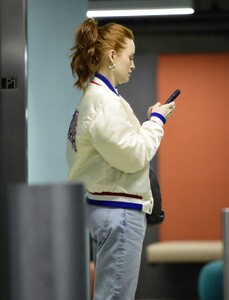 madelaine-petsch-heading-to-a-meeting-in-los-angeles-03-04-2024-5.jpg