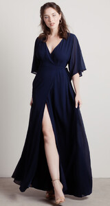 navy-we-could-be-wrap-maxi-dress@2x.thumb.jpg.3e7c6d4b8d1c100f30403edd7f344c26.jpg