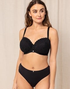 no-doubt-z-bra-in-black-z-bra-fashion-508360_3000x.jpg