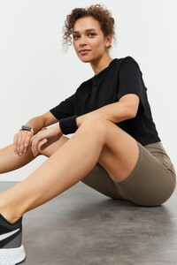 p-camel-yuksek-bel-toparlayici-kisa-biker-kadin-tayt-91007-tayt-tommylife-t10by-91007-78695-28-B.jpg