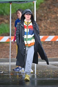 rachel-bilson-wearing-an-oversized-rain-coat-and-a-striped-sweater-in-pasadena-03-23-2024-6.jpg