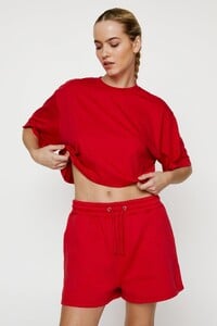 red-boxy-crop-t-shirt-and-shorts-two-piece-set.thumb.jpg.3546435694c5ee3e08f40fede673aeaf.jpg