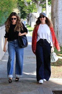 sofia-vergara-out-in-beverly-hills-03-09-2024-4.jpg