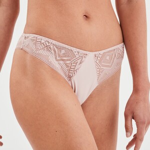 tanga-a-dentelle-rose-poudree-femme-vue5-36165600791603513 (1).jpg