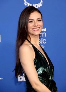 victoria-justice-billboard-women-in-music-2024-in-inglewood-03-06-2024-1.thumb.jpg.a8172d37eac5ccaef97d5f23bfdcf1b6.jpg