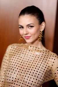 victoria-justice-the-hollywood-reporter-x-tiktok-oscar-nominee-party-in-west-hollywood-03-07-2024-3.thumb.jpg.375f2519af5bfcc15c1927a3e8c754e9.jpg