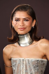 zendaya-at-essence-black-women-in-los-angeles-03-07-2024-8.jpg