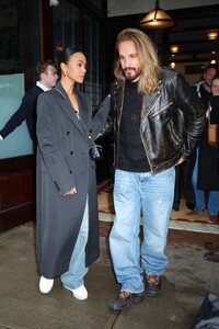 zoe-saldana-and-marco-perego-arriving-at-their-hotel-in-new-york-03-28-2024-5.jpg