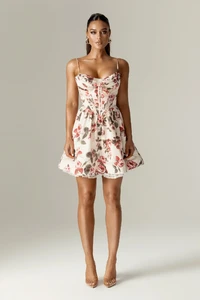 01_3b693fe3-102c-428d-bc4c-81bc6e98cbc3_1800x1800.webp