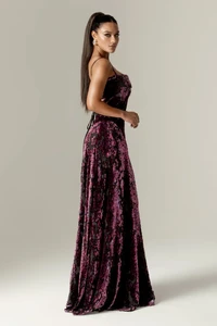 02_a4e581d8-2eb0-48c1-851e-d8b5da53294f_1800x1800.webp