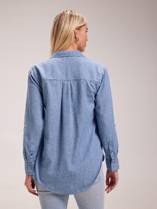 240751_chambray_outfit_l.thumb.jpg.a08f8b08c28133a1c5ebe203077be16f.jpg