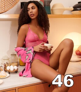 46_all_LP_EditorialProductCarousel_CW0424_SensualLingerie_int.jpg