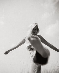 9767fe2f7f8addaa5804f9ba015e988a-xxlarge.jpg