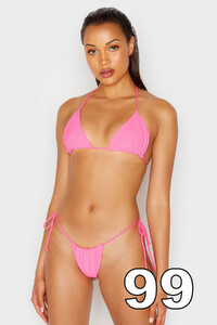 99_FrankiesBikinis-Tia_Top-Heart_Throb_Pink-Front_f7406b89-9d33-4764-9541-7b88f2cc72df.jpg