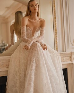 @heli.kalkstein   @helikalkstein Photo @dudihasson1 Beauty @naorappel (1).jpg