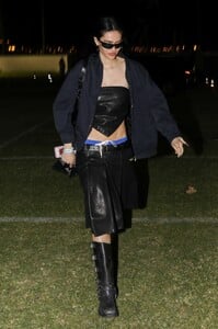 Amelia_Hamlin_on_Day_1_of_Coachella_in_Indio_04-12-2024__10_.jpg