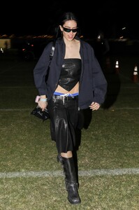 Amelia_Hamlin_on_Day_1_of_Coachella_in_Indio_04-12-2024__7_.jpg