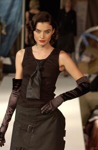 AntoniandAlisonSS2004RTW(1).thumb.jpg.748e682a28665c363c3d668f84637ab3.jpg