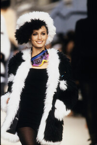 BeriSmither-Chanel-Fall 1994 Ready-to-Wear (1).jpg