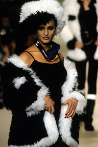 BeriSmither-Chanel-Fall 1994 Ready-to-Wear (2).jpg