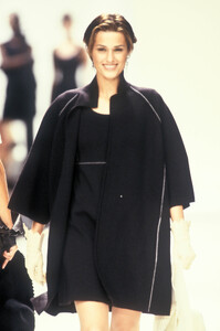 ChristianDior1994SS13.thumb.jpg.35fc8e3b4d988991c9cf04f0d4df75a4.jpg