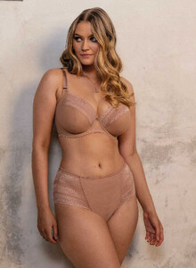 FL102436CAT_Fantasie_DevoteUnderwiredSideSupportPlungeBra_CafeAuLait_05.jpg