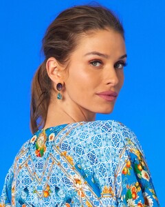 FiorellaCinchedKaftan_3726_lores_crop_28eb8013-af96-477a-a55f-a39da369f483.jpg