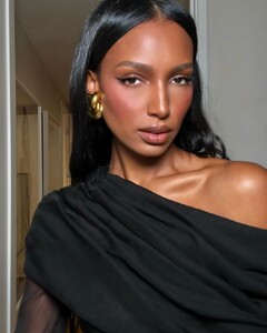Glam love @patrickta @hairbyruslan (1).jpg
