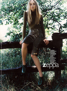 Grazia-Magazine-Photography-Indira-Cesarine-070.jpg