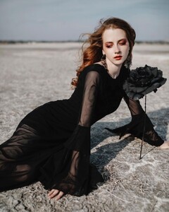 I help brands to share their vision   I am so proud of this new campaign I did for @killstar Love when clients give you freedom to create the whole set. What scene is your favorite #ShotOnCanon#jovanarikalopho (4).jpg