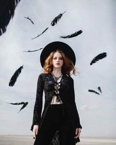 I help brands to share their vision   I am so proud of this new campaign I did for @killstar Love when clients give you freedom to create the whole set. What scene is your favorite #ShotOnCanon#jovanarikalophotogr.jpg