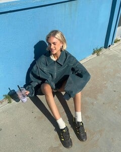 Instagram-EMILIA SILBERG @emiliasilberg  -billeder og -videoer434067739_1447571942804766_4502371538784429243_n.jpg.jpg