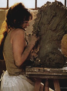 Lacombe_US_Vogue_March_1989_03.thumb.jpg.dbed5f7aa923dd047c757e82e5f8bc96.jpg