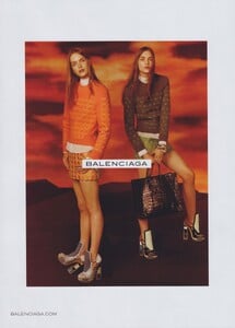 Meisel_Balenciaga_Fall_Winter_2010_11_05.thumb.jpg.5916c3d1d03a9eb111f642d49b2181b6.jpg